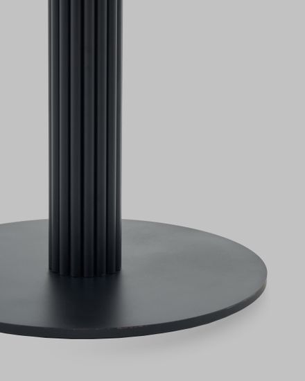 Стол круглый Фризбин D90, столешница МДФ ледяной камень, основание металл черный