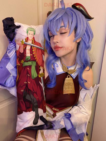 Мини дакимакура Зоро Ророноа из Ван-Пис арт. M0446, 60х20 см