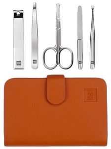 Маникюрные наборы