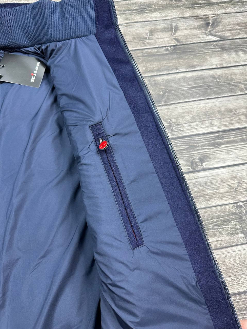 Жилет Kiton