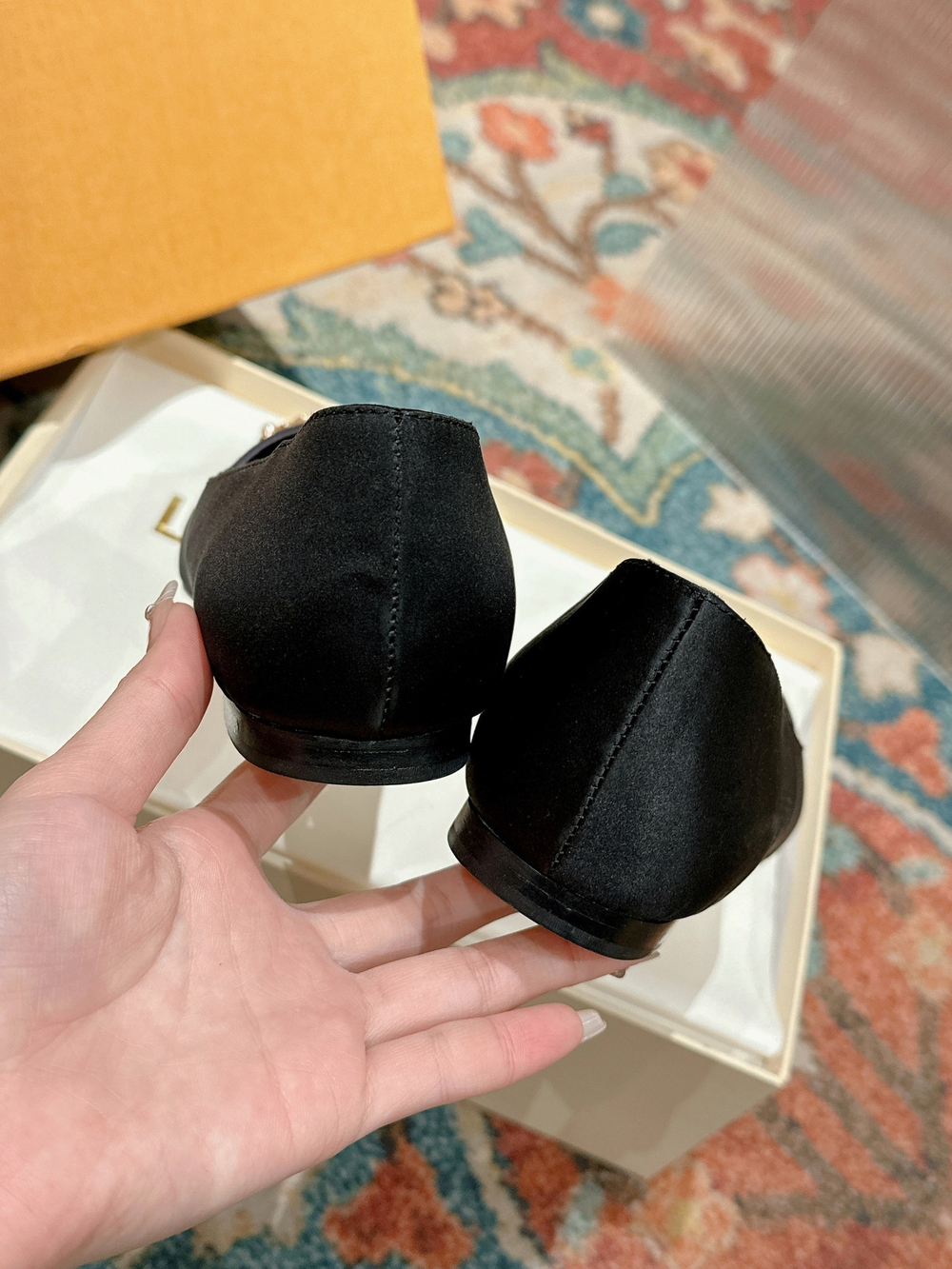 Louis Vuitton Met Flat Ballerina