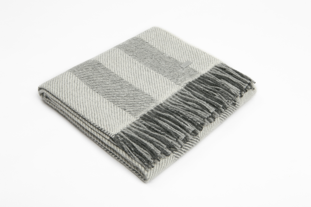 Плед 130х180 Alpaka Alp Fish Gr серый Германия