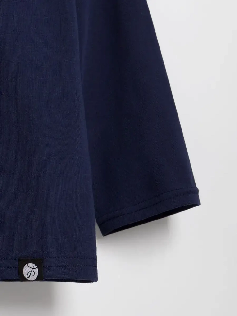 Синий лонгслив оверсайз для мальчика