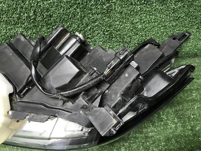 Фара правая Nissan Murano Z52 (2014-2022) LED