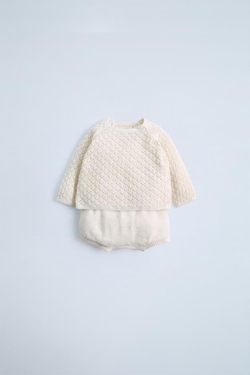 ZARA КОМПЛЕКТ ИЗ ТРИКОТАЖНОГО ДЖЕМПЕРА И ТРУСОВ, ЭКРЮ