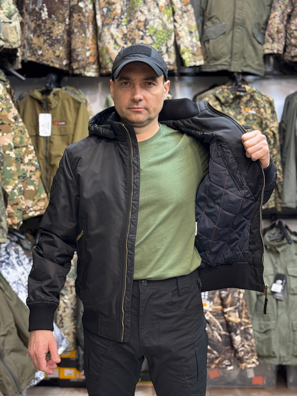 Куртка бомбер Corbona Деми Черный