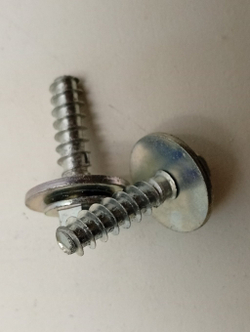 EWUC4105 кт43 Хомуты и крепёж для стиральной машины Indesit б/у