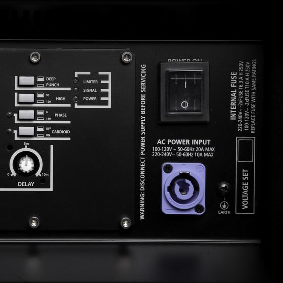 RCF SUB 8006-AS активный сабвуфер, 2500Вт, динамик 18 дюймов