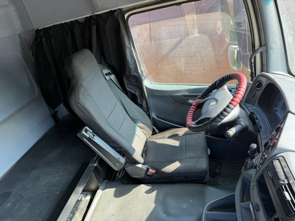 КамАЗ 5490 4x2 Седельный тягач 5490-S5 (Дизельный, 12,0 л, 401 л.с., АТ)