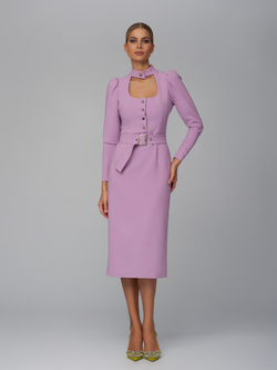 Платье-футляр с чокером, лавандовое