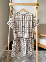 Платье Burberry, 140