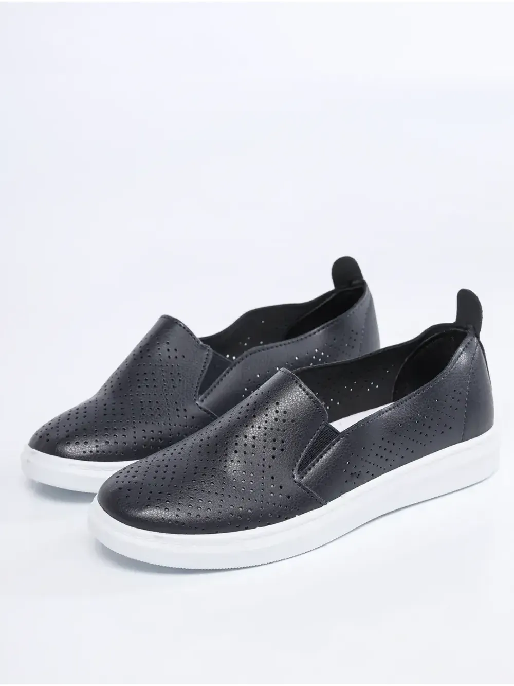 Мокасины летние с перфорацией