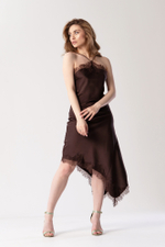 Платье с кружевом