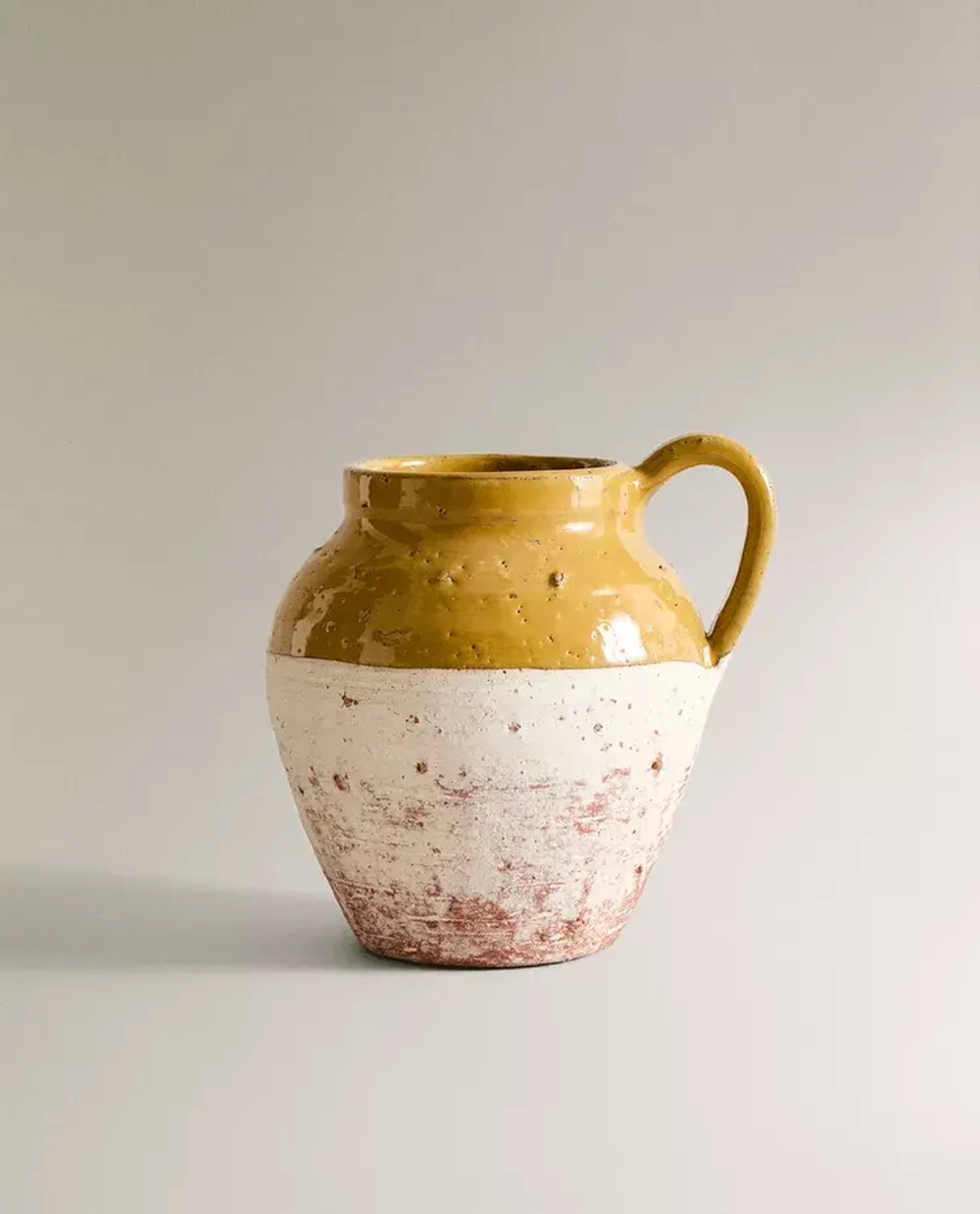 ZARA HOME МАЛЕНЬКАЯ ВАЗА В ДЕРЕВЕНСКОМ СТИЛЕ, ЖЕЛТО-КОРИЧНЕВЫЙ