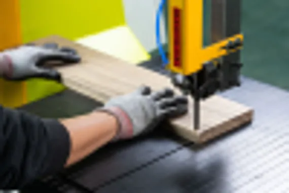 Вертикальный ленточнопильный станок SHX-500, SMTG