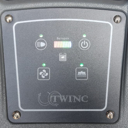 Аккумуляторная поломоечная машина Twinc B50 24V100AhLi30A (51см/55л)