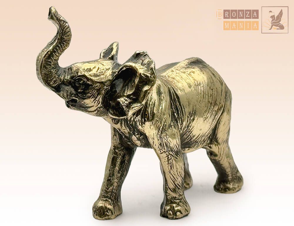 фигурка Слоненок с хоботом вверх