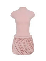 Розовое платье Хэйли