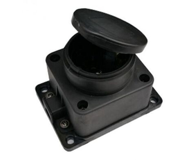 Розетка прямая NE-AD 1 гнездо с заглушкой каучук 2Р+РЕ 1х16А 220-240V IP44 красная 4403