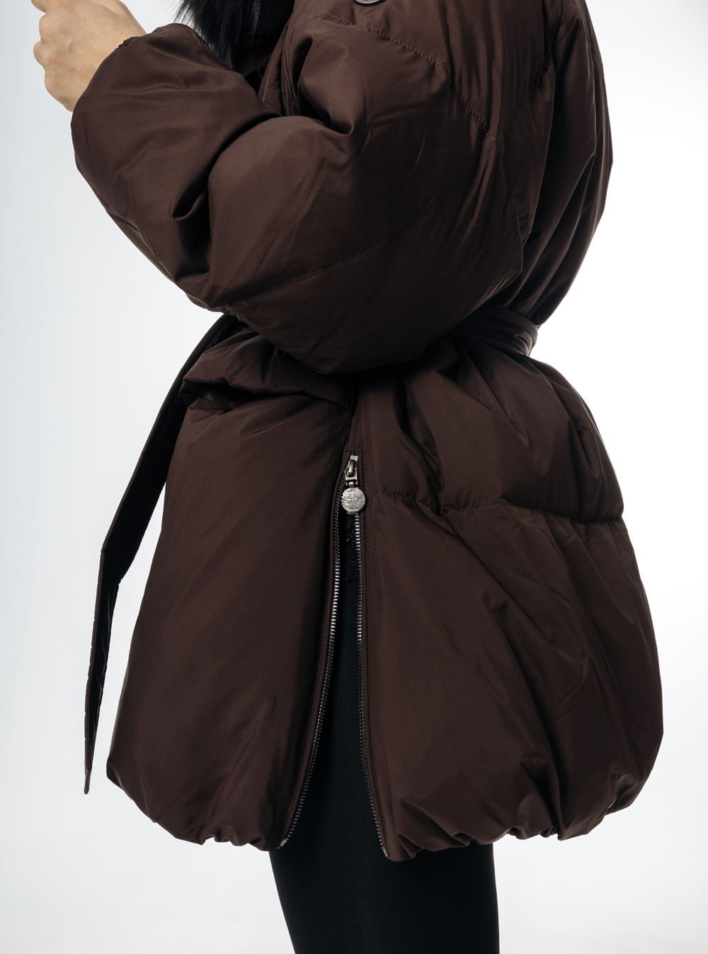 Женский пуховик с натуральным наполнителем - гусиный пух