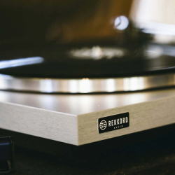 Проигрыватель винила Rekkord Audio F300 Silver