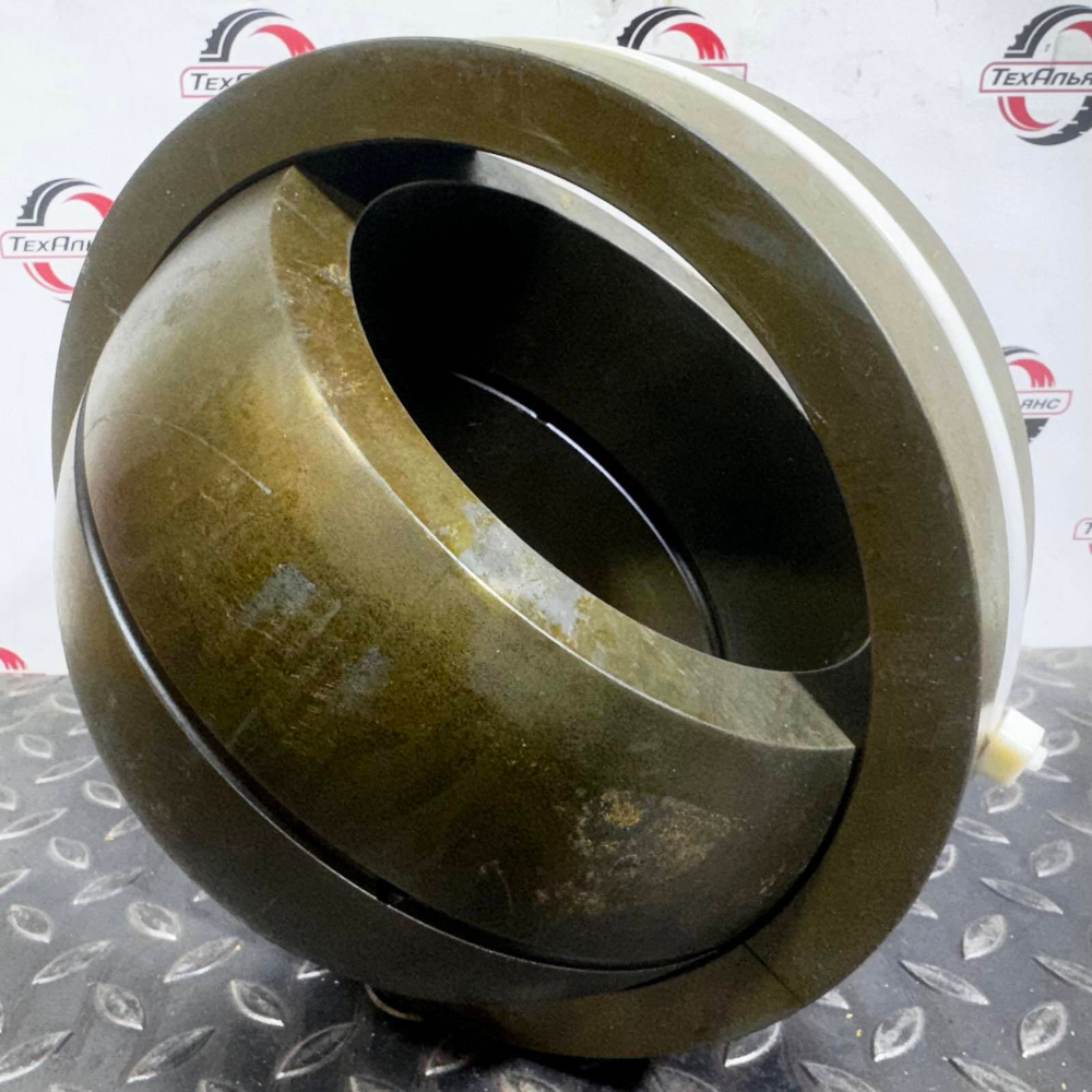 Втулка 707-46-14010