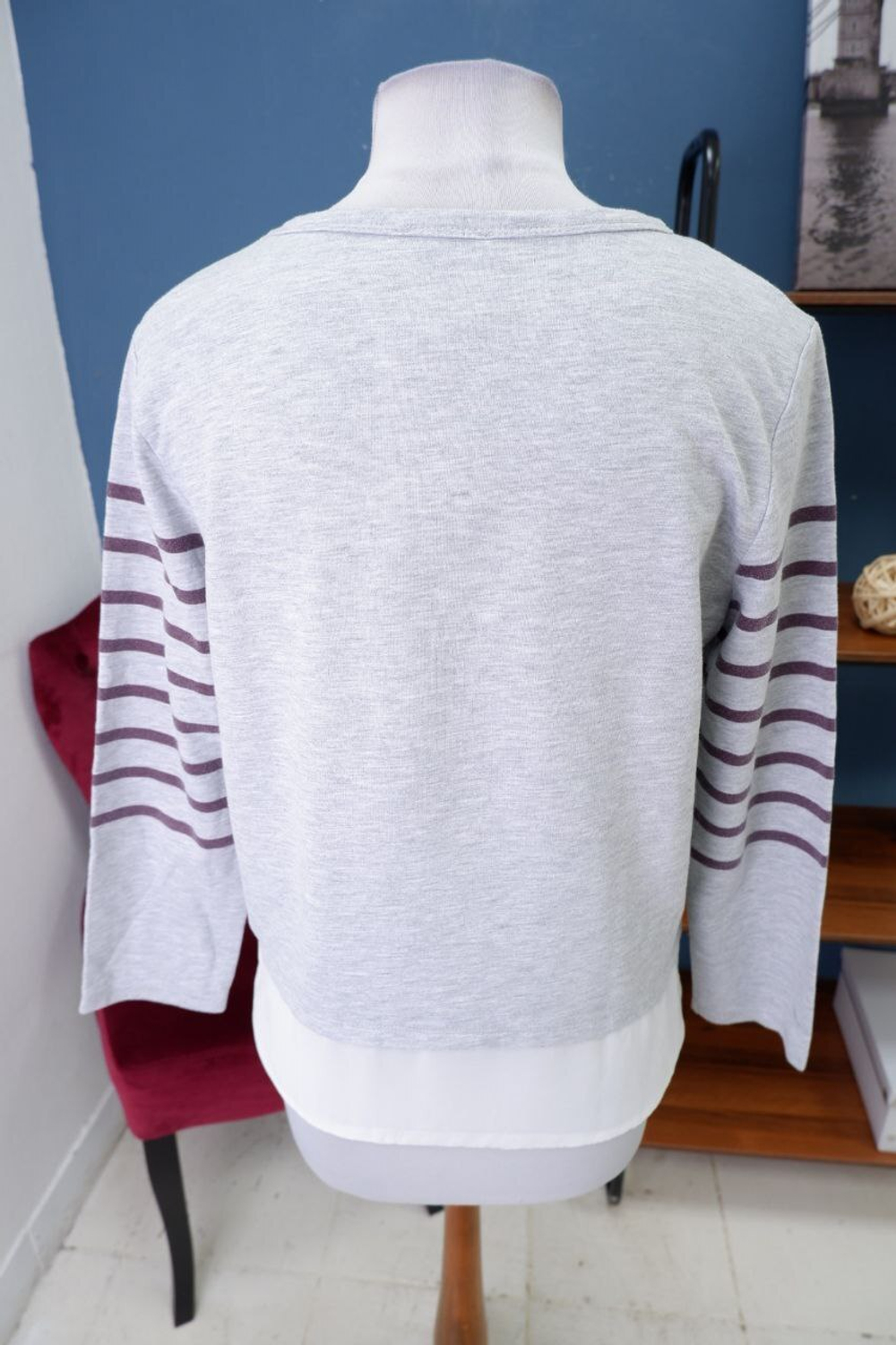 Джемпер Down Up стильный 46 размер