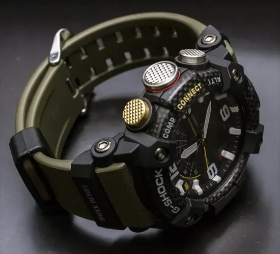 Наручные часы Casio GG-B100-1A3