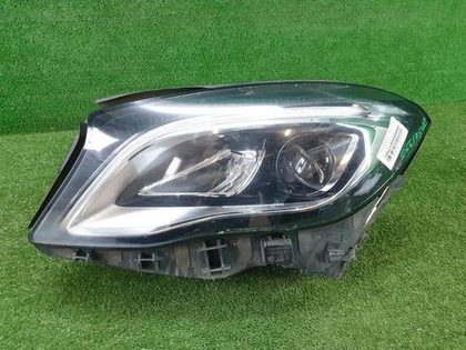 Битая Фара левая Mercedes GLA x156 (2017-2020) LED