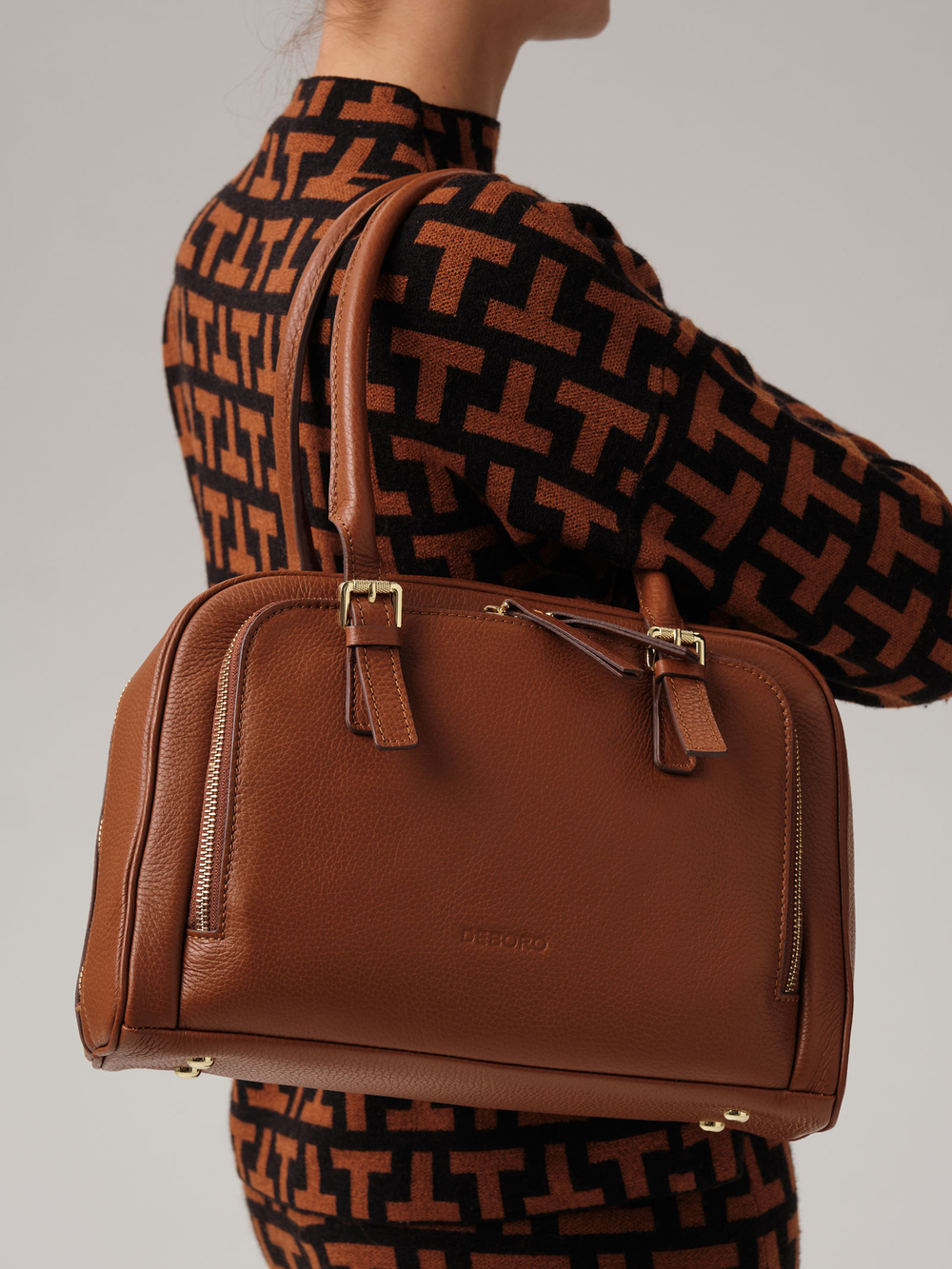 Кожаная сумка Deboro 30375 фундук