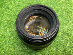 Canon EF 85mm 1.8 USM