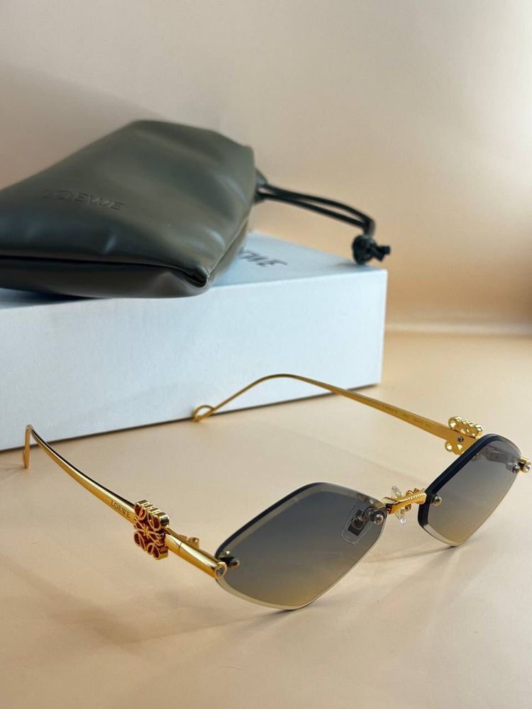 Солнцезащитные очки Loewe