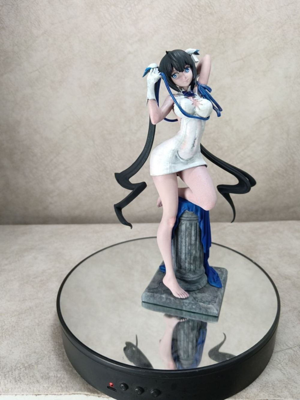 Гестия из DanMachi – 25 см божественная коллекционная фигурка!