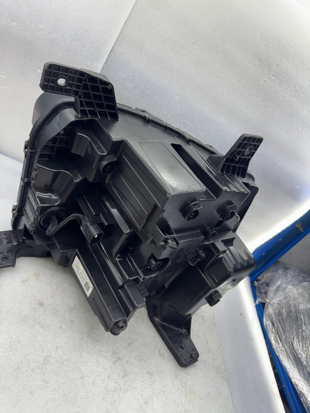 Передняя фара (LED) Changan Shenlan G318 оригинал