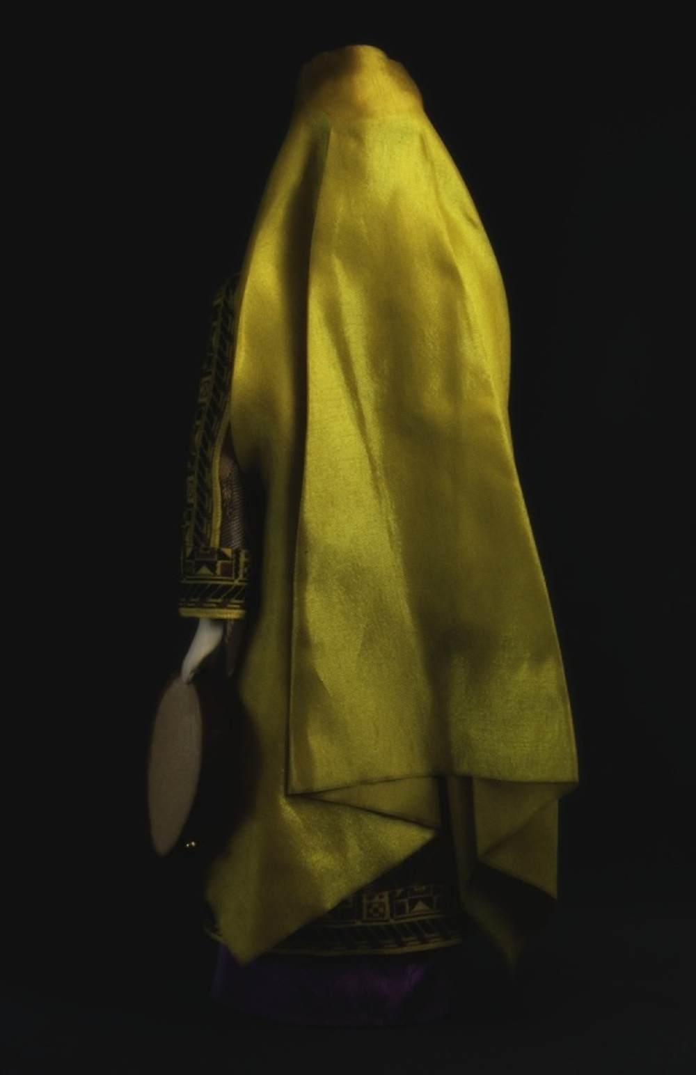 Кукла коллекционная Узбечка в традиционный костюм бухарской еврейки к.19 в.