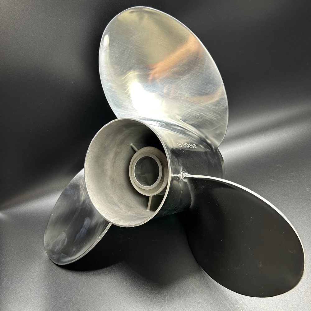 Гребной винт Mercury 135-300 (3x15-1/4x19) (Сталь)