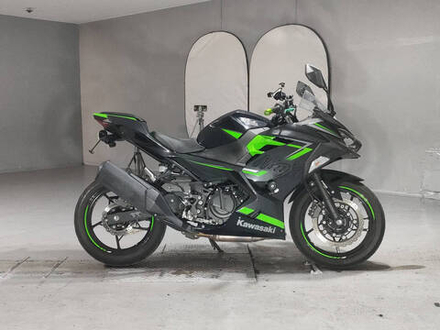 Kawasaki Ninja 400 2018
