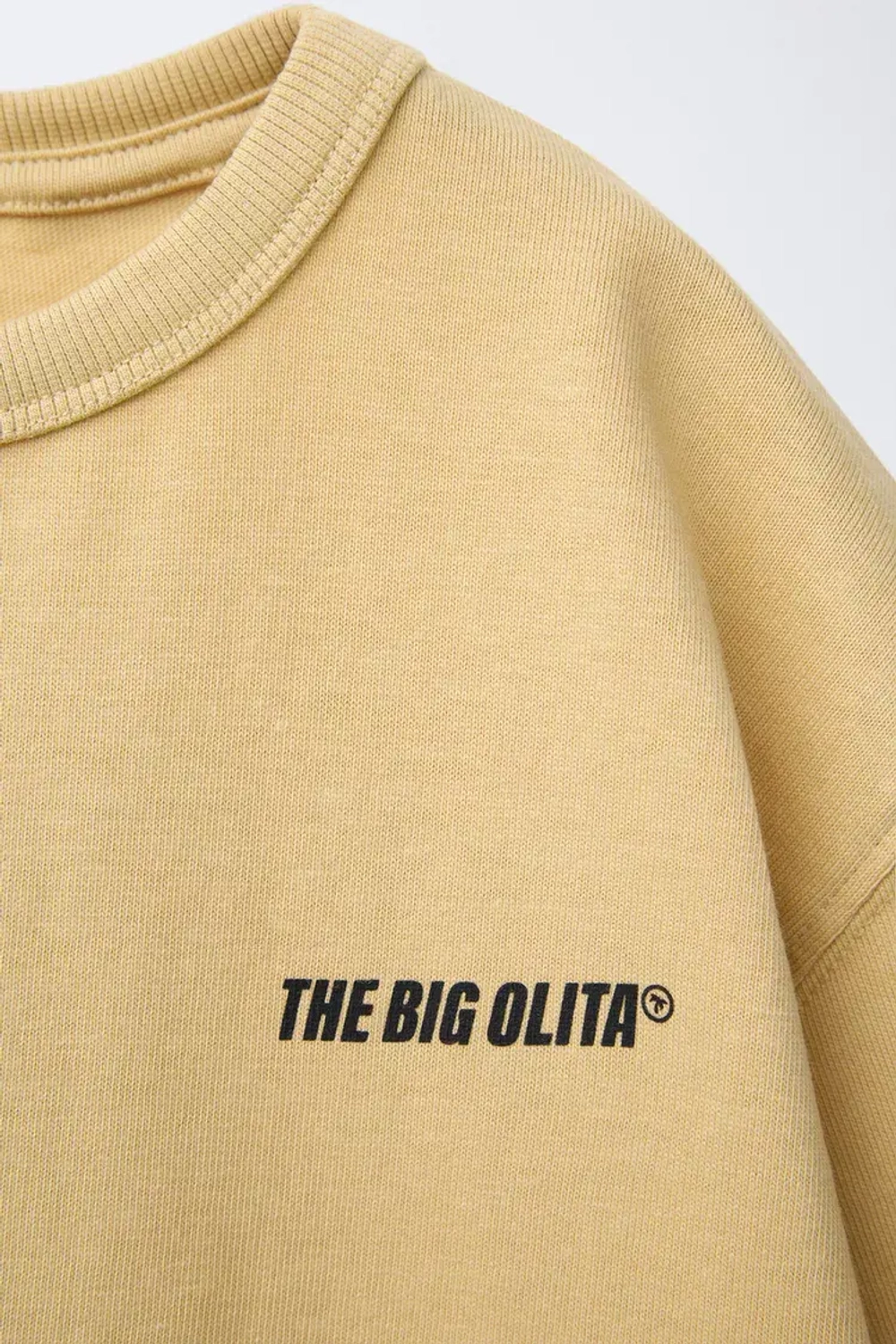 ZARA ФУТБОЛКА С ПРИНТОМ «ЛОГОТИП», ЗОЛОТОЙ