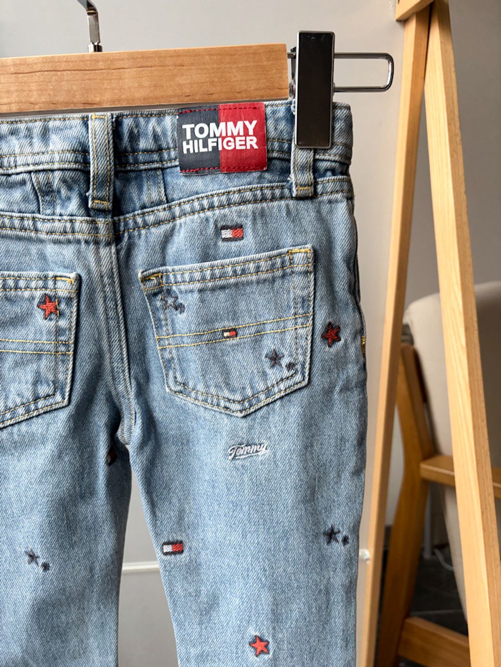 Джинсы Tommy Hilfiger, 92