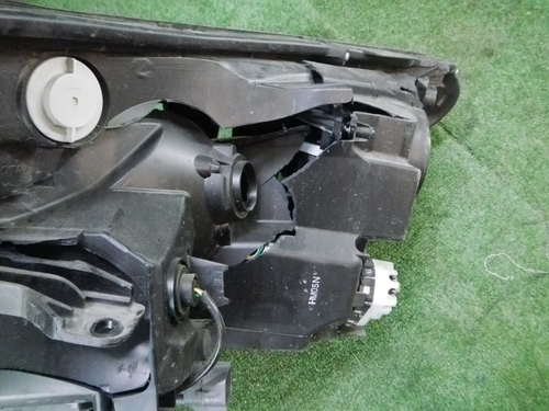 Битая Фара правая Toyota RAV4 4 CA40 (2015-2019) LED