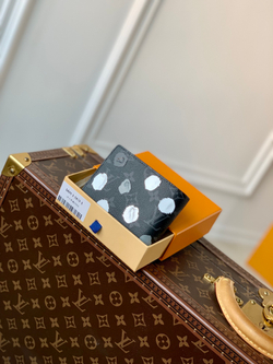 Louis Vuitton Multiple Wallet
