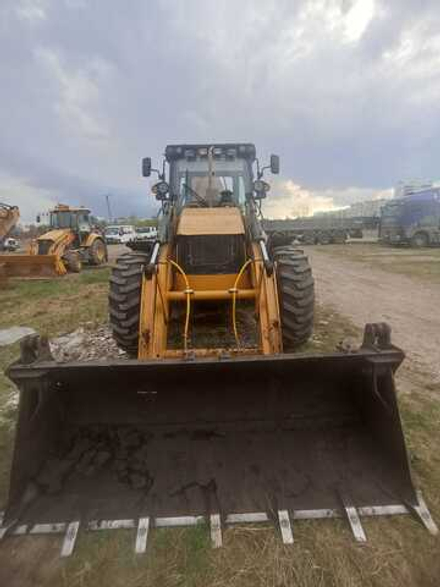 BUILDER BL* Экскаватор-погрузчик BL488 (Дизельный, 4,8 л, 102 л.с., АТ)