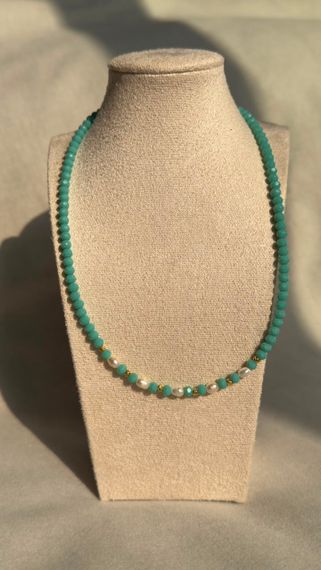 Boyunbağı / Колье / Necklace Sadə kristal muncuqdan hazırlanmış boyunbağı 7