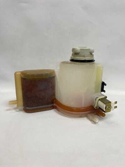 23.1 Бачок для соли посудомоечной машины Zanussi Electrolux 1520904333 б/у