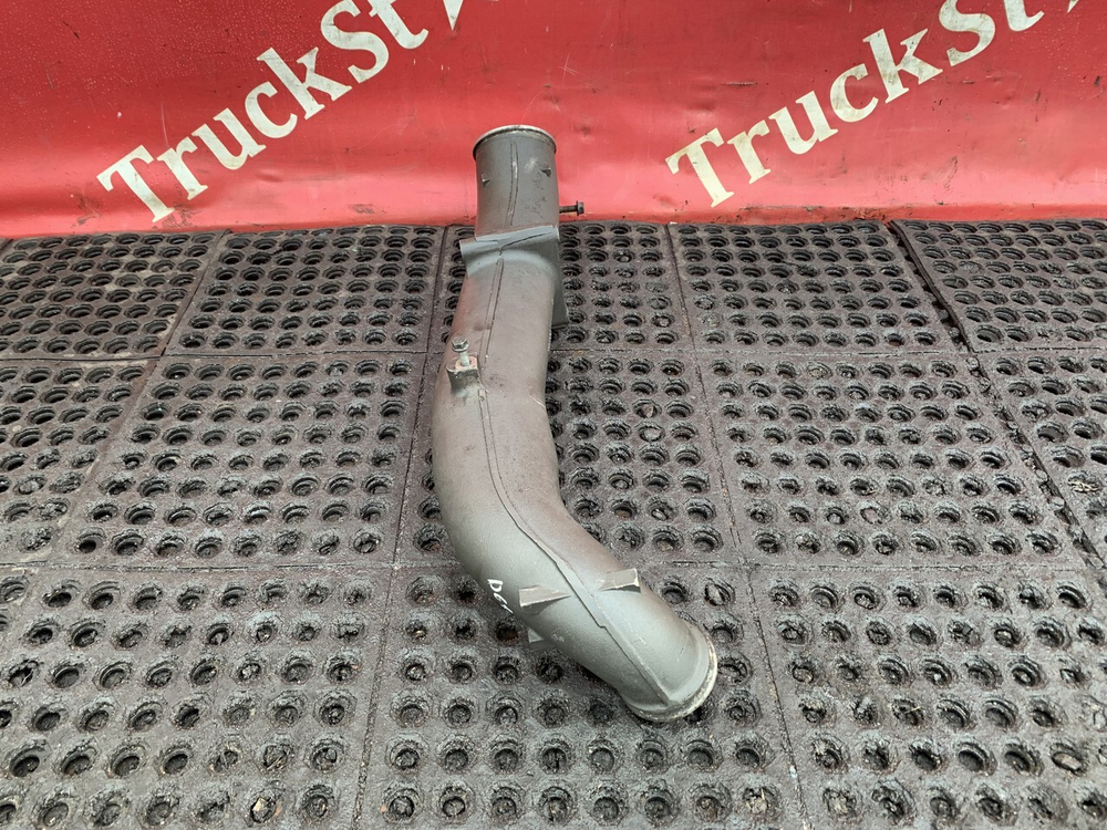 Патрубок интеркулера