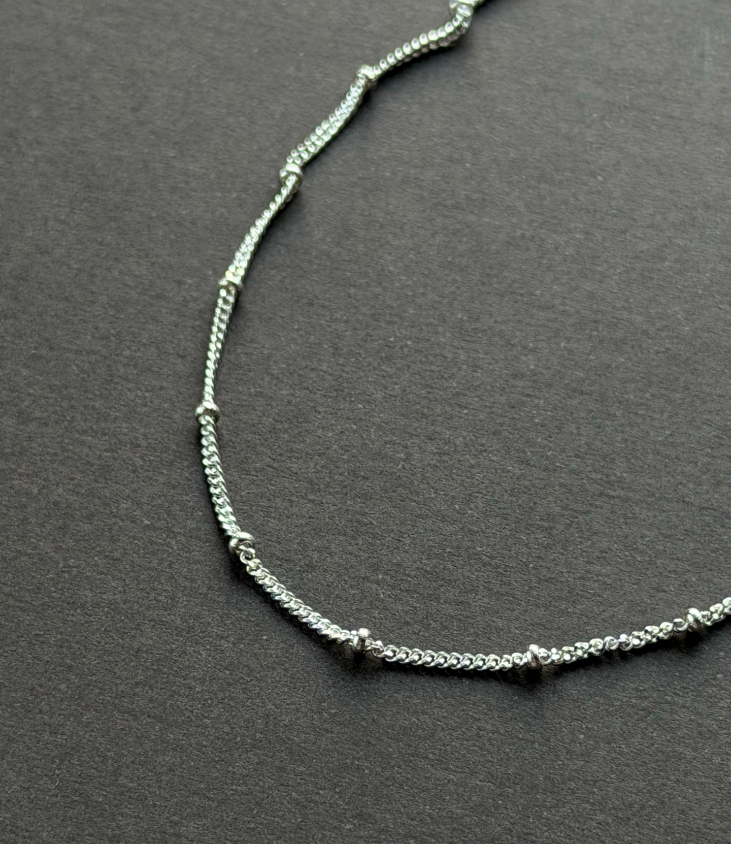 Браслет на ногу мини Точки / Studs