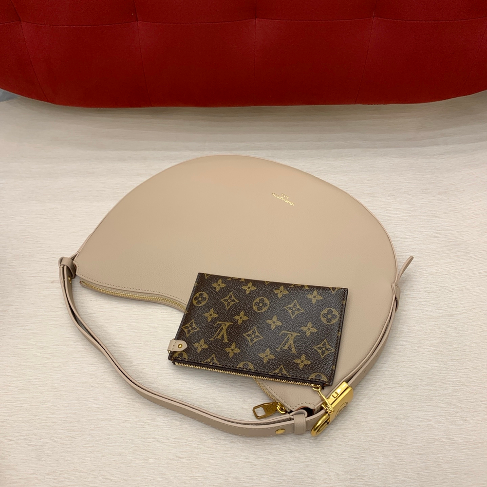 Louis Vuitton Low Key Cookie MM