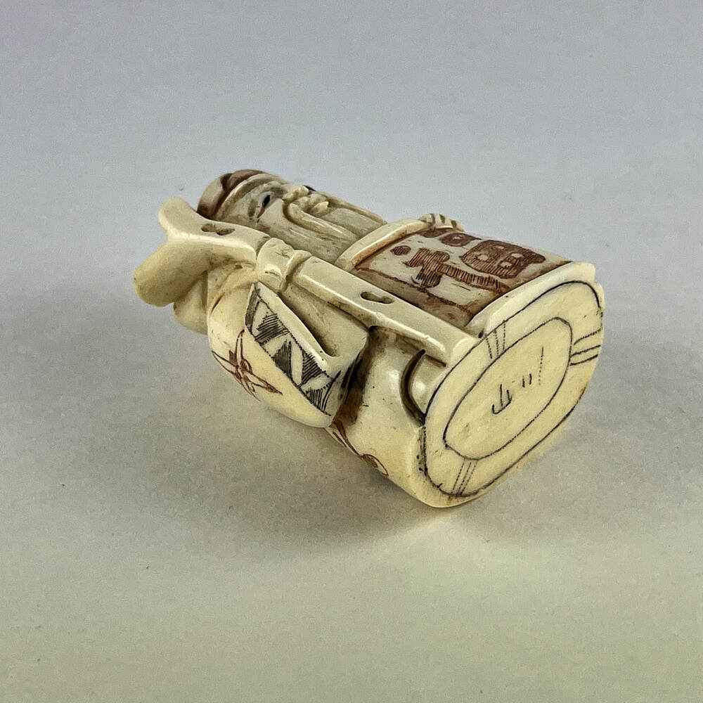 Статуэтка нэцкэ Дзюродзин с табличкой иероглиф счастье