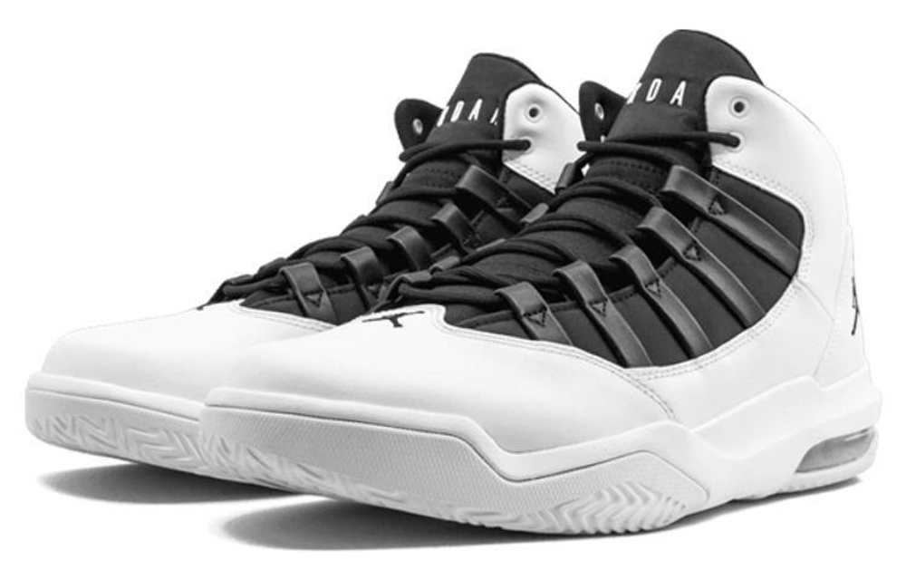 Кроссовки Jordan Max Aura