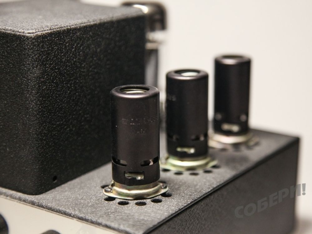 установка ламповой панели ПЛК9_Э55 в корпус усилителя